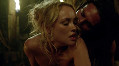 Monster M. reccomend black sails s02e03 lesbian scene jessica