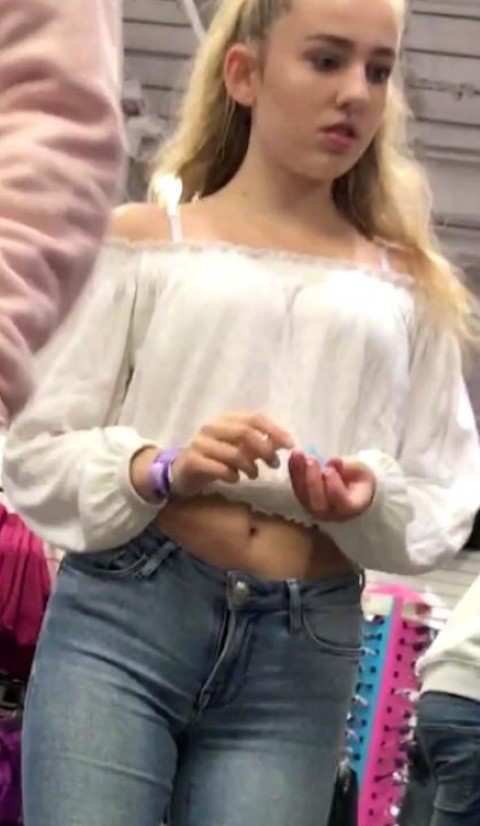 Candid teen tight jeans thigh