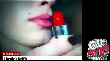 Spanish lipstick teen smoking