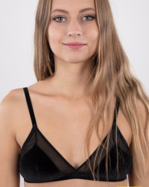 Casting Beautiful Ukrainian Brunette Teen Model 18 years old Pounded hard.