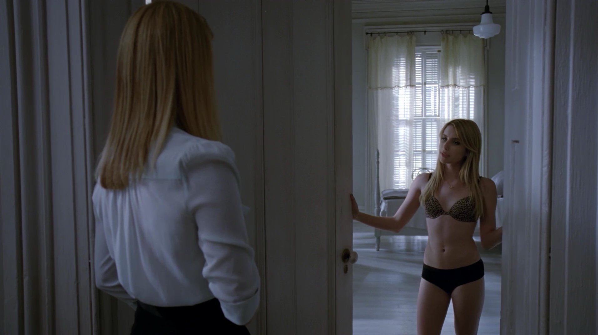 Emma roberts american horror story